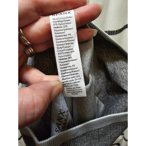 NWT Spanx spacedye cloudy grey seamless sculpt legging large - Picture 12 of 12
